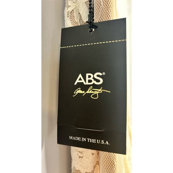 ABS Allen Schwartz Ivory Lace Dress. Size 6. New with tags and small flaw. - Picture 4 of 8